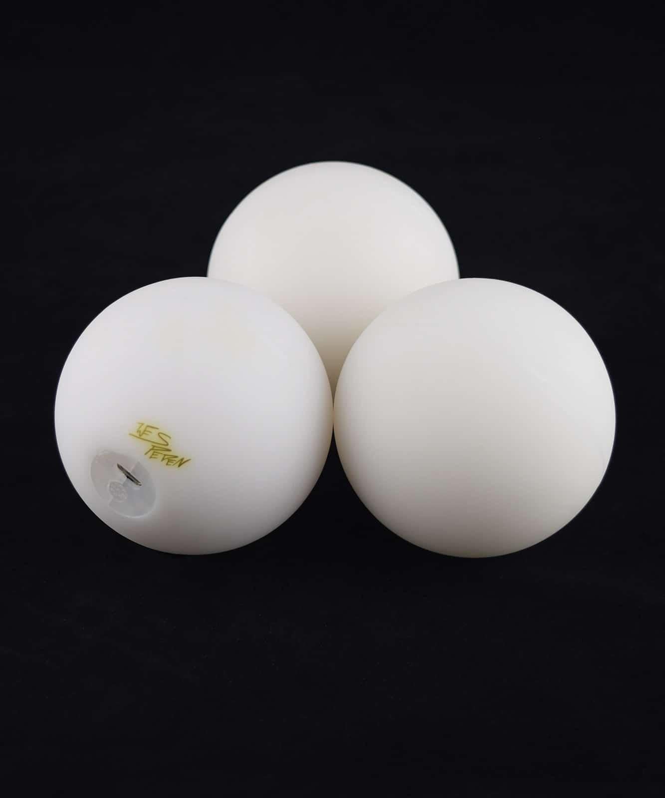 Svítící míčky Wes Peden