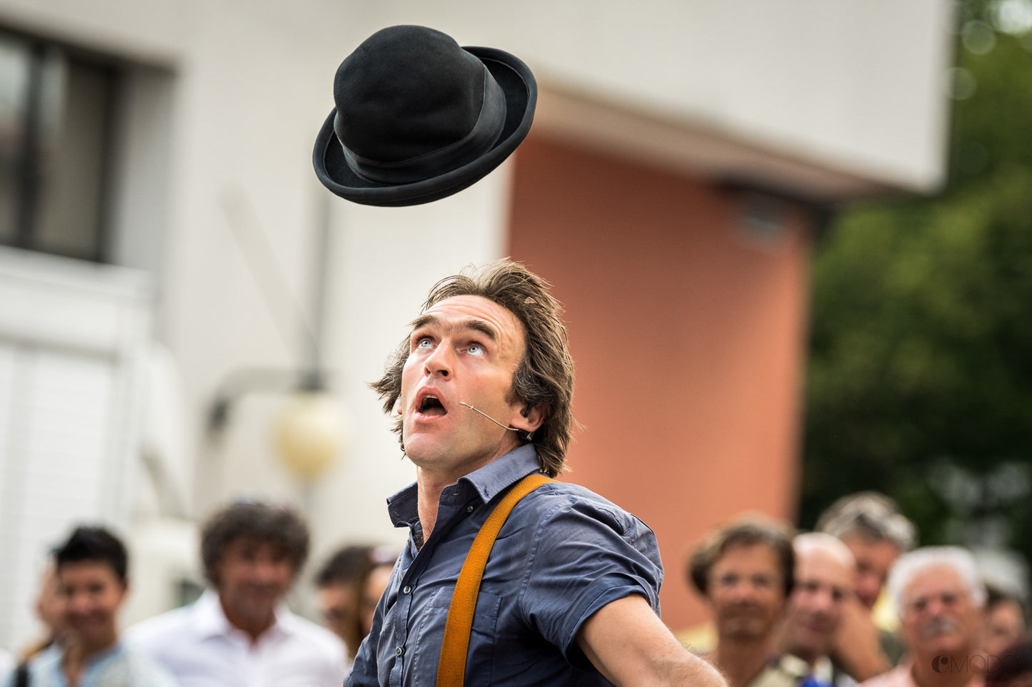 Tumbler Juggling Manipulation Hat