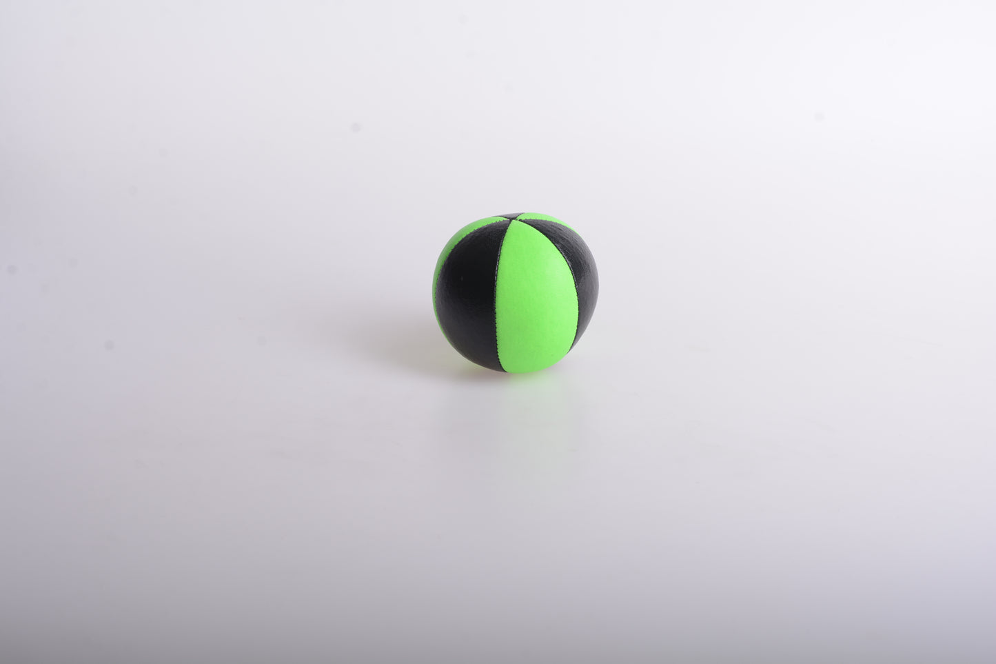 FLASH 6 Panel - jugging ball