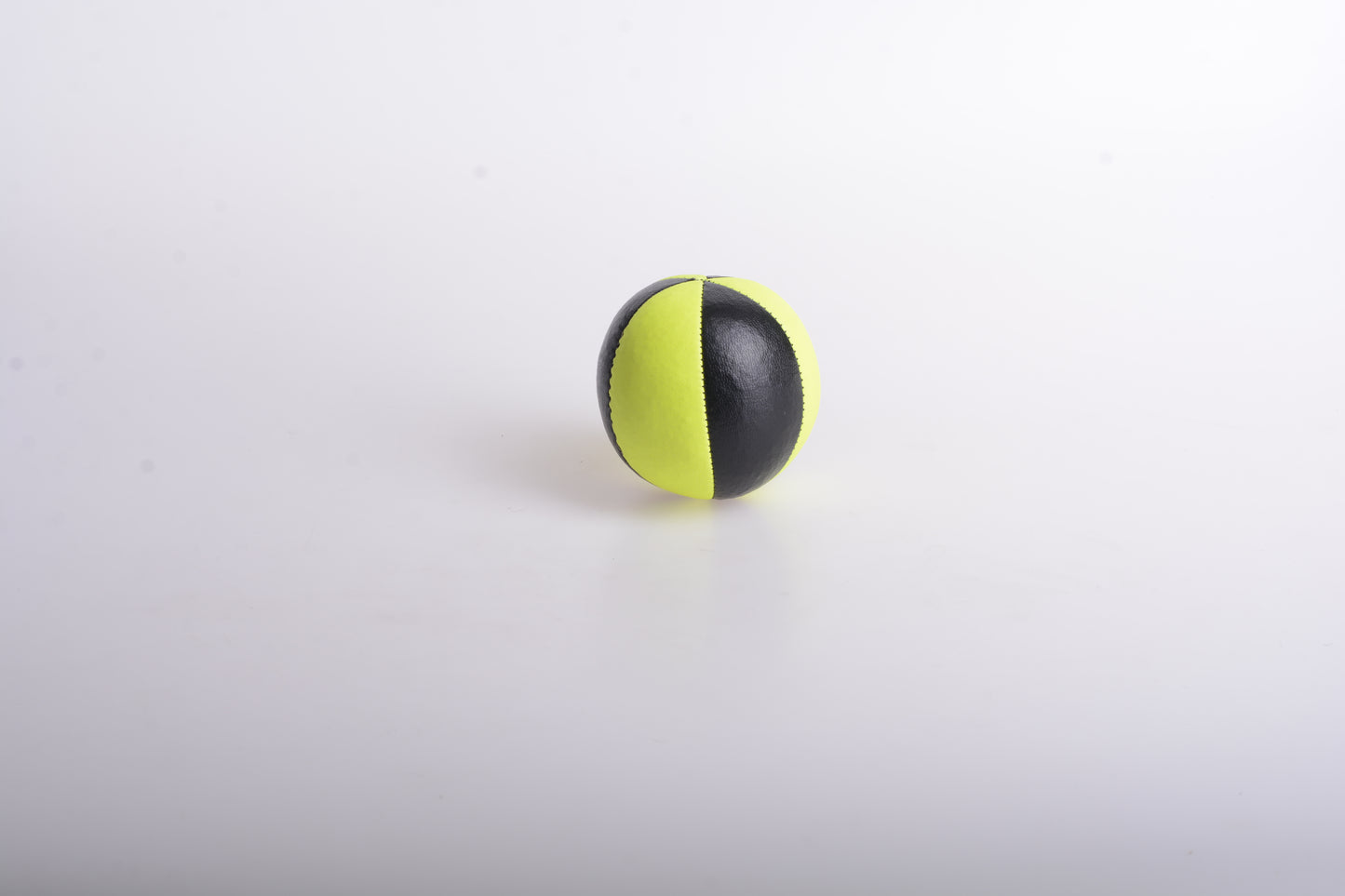 FLASH 6 Panel - jugging ball