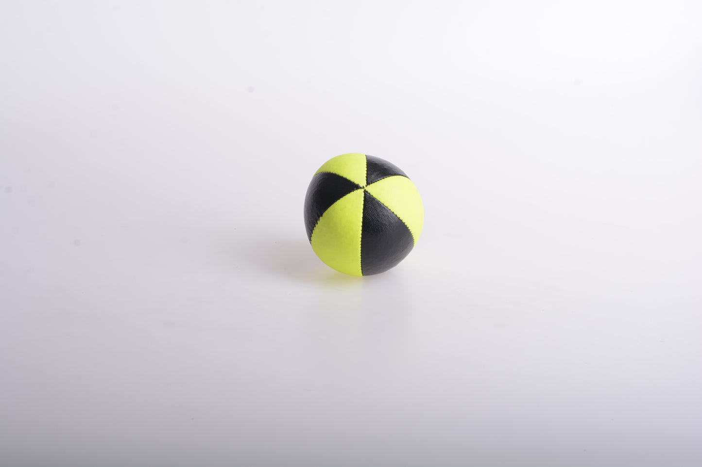 FLASH 6 Panel - jugging ball