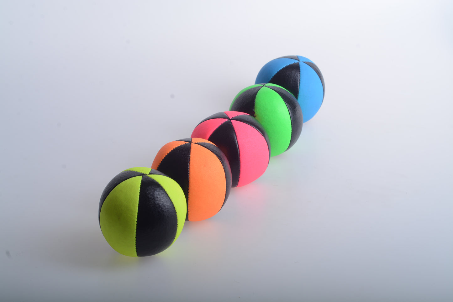 FLASH 6 Panel - jugging ball