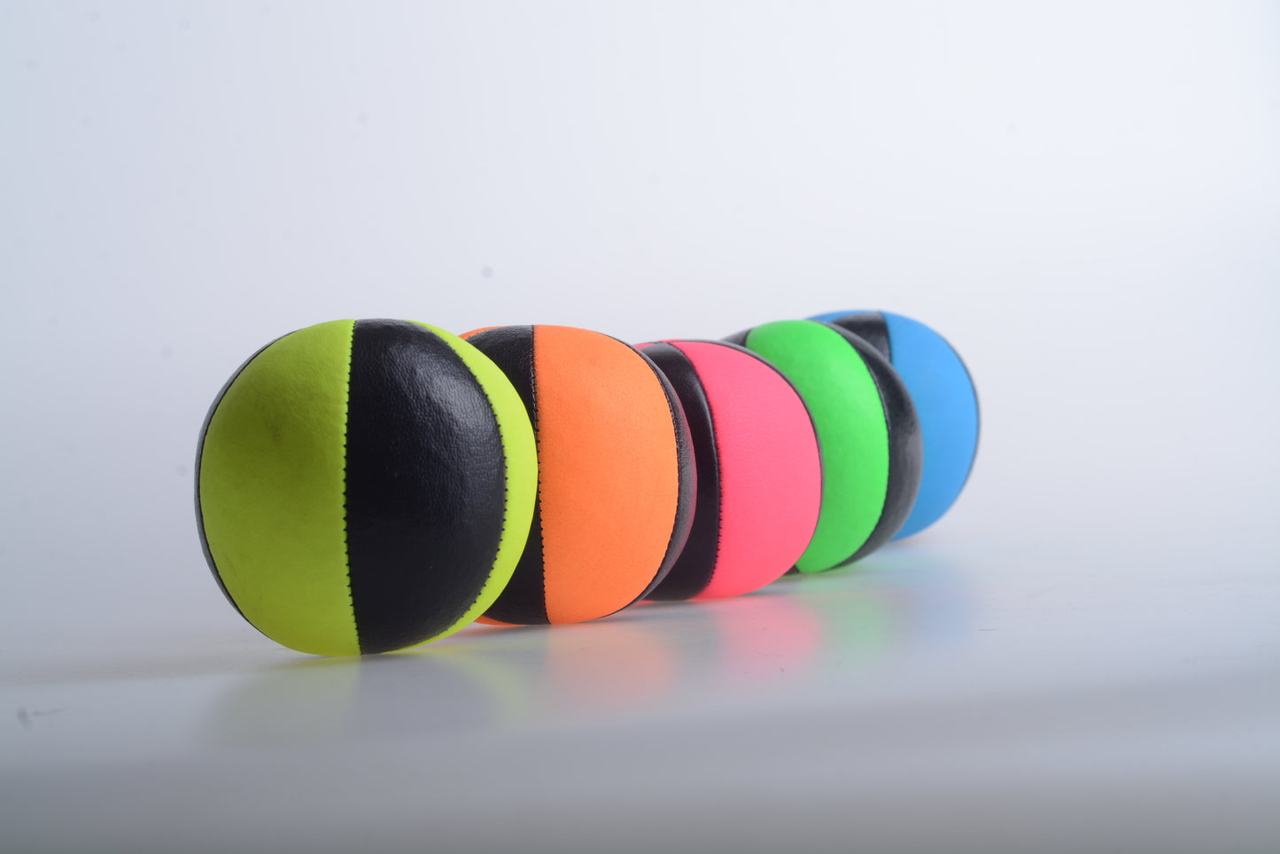 FLASH 6 Panel - jugging ball