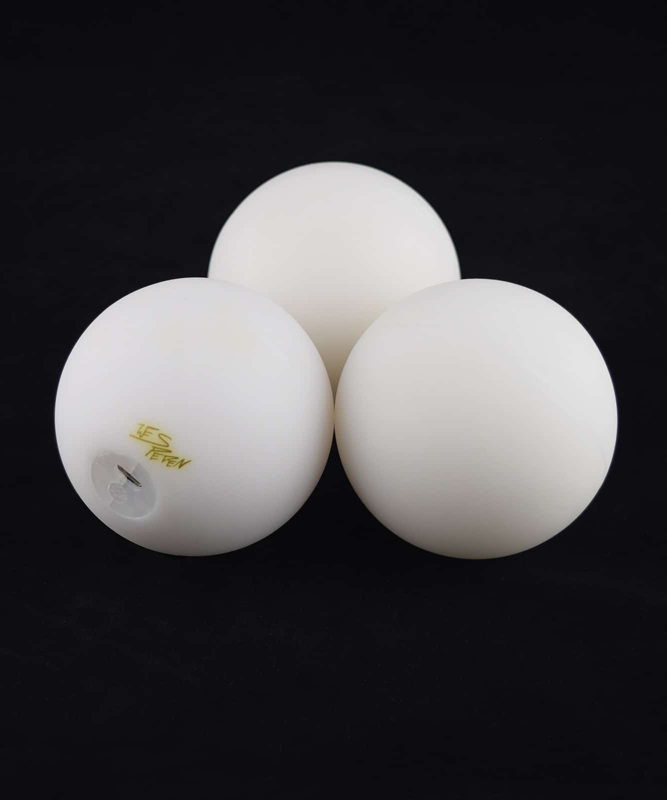 Svítící míčky Wes Peden