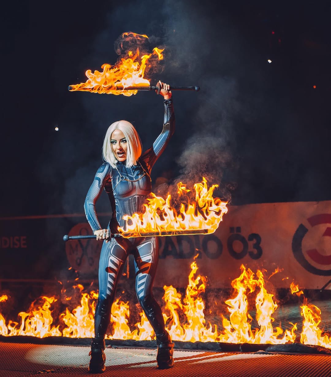 Fire sword - Gora