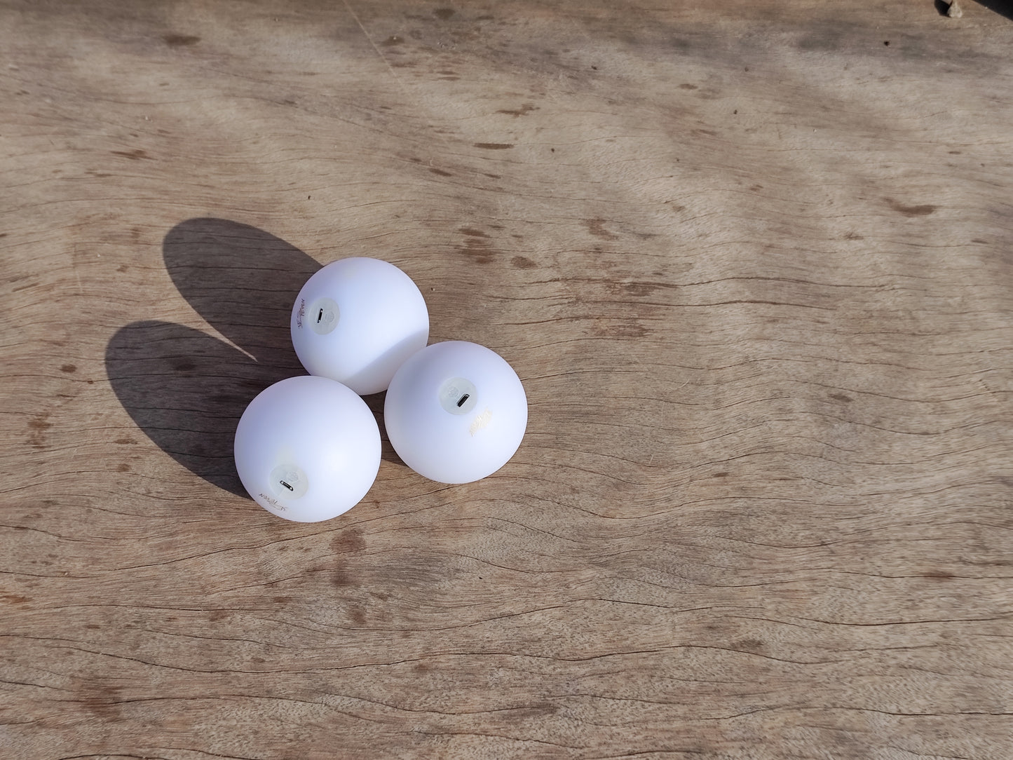 Svítící míčky Wes Peden