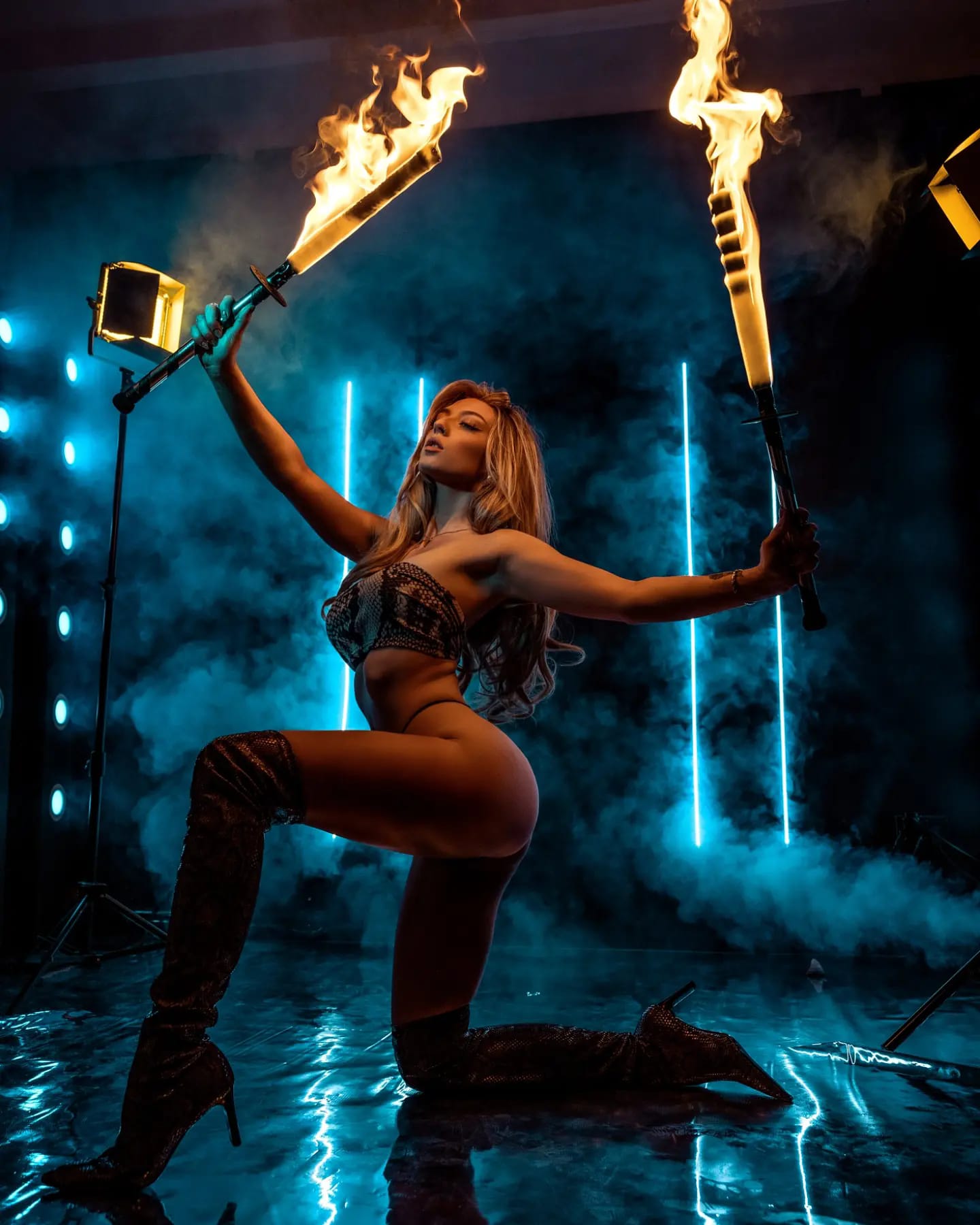 Fire Juggling Sword Gora