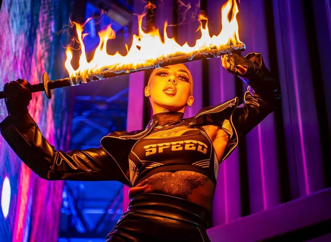 Fire sword - Gora