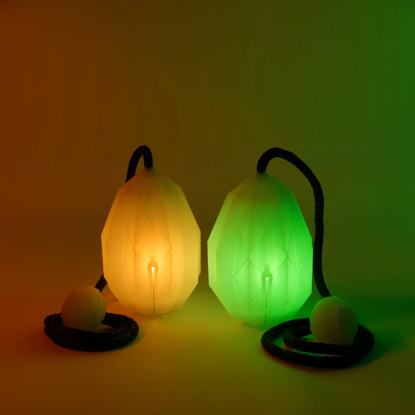 Hranolový LED Poi (R2)