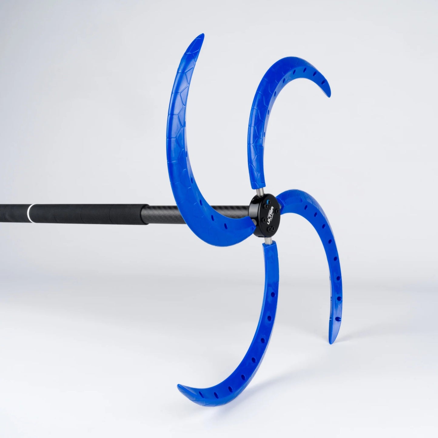 Dragon staff claw spikes