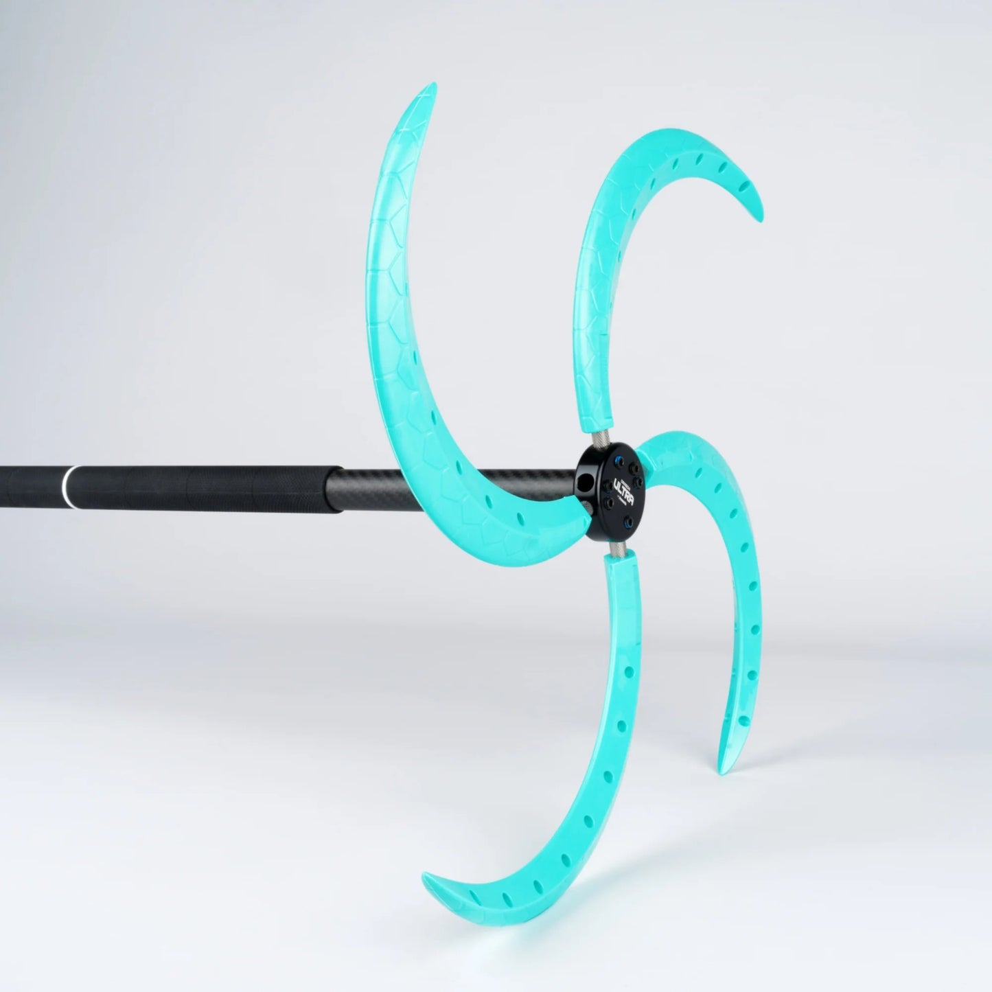 Dragon staff claw spikes