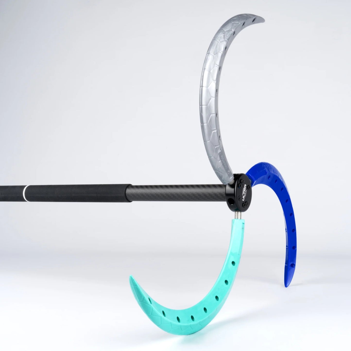 Dragon staff claw spikes