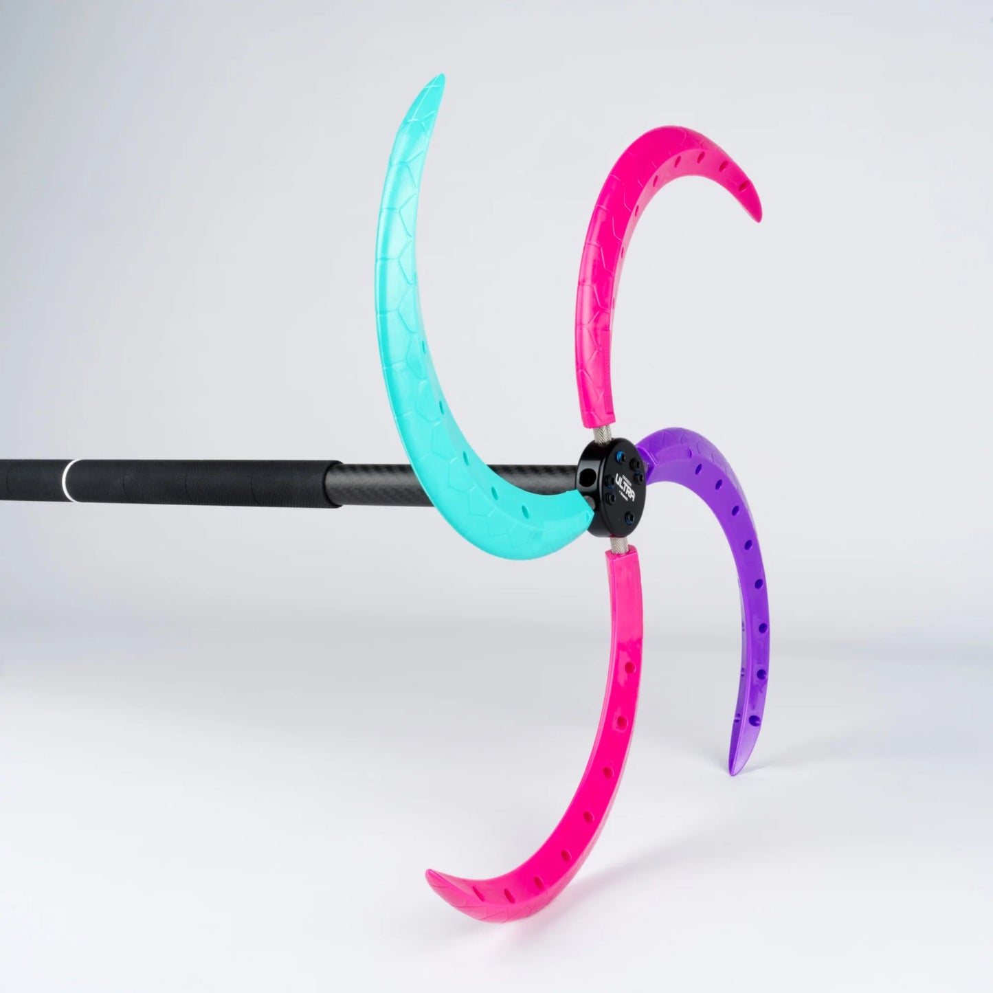 Dragon staff claw spikes