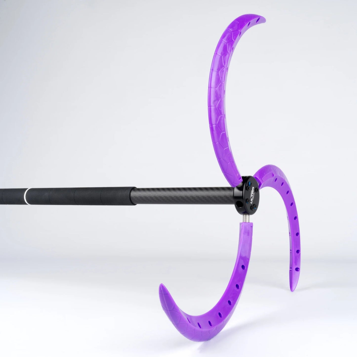 Dragon staff claw spikes
